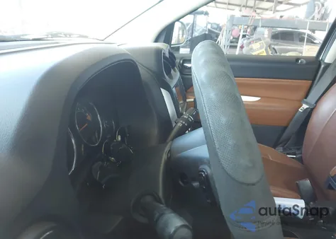 2014 Jeep Compass Limited из США, поврежденный, VIN 1C4NJCCB5ED600420